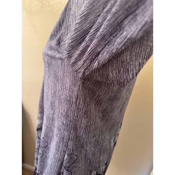 Timeson Gray Floral 3/4 Sleeve Double Layered Blouse Tunic Pleated Size M - Picture 6 of 11